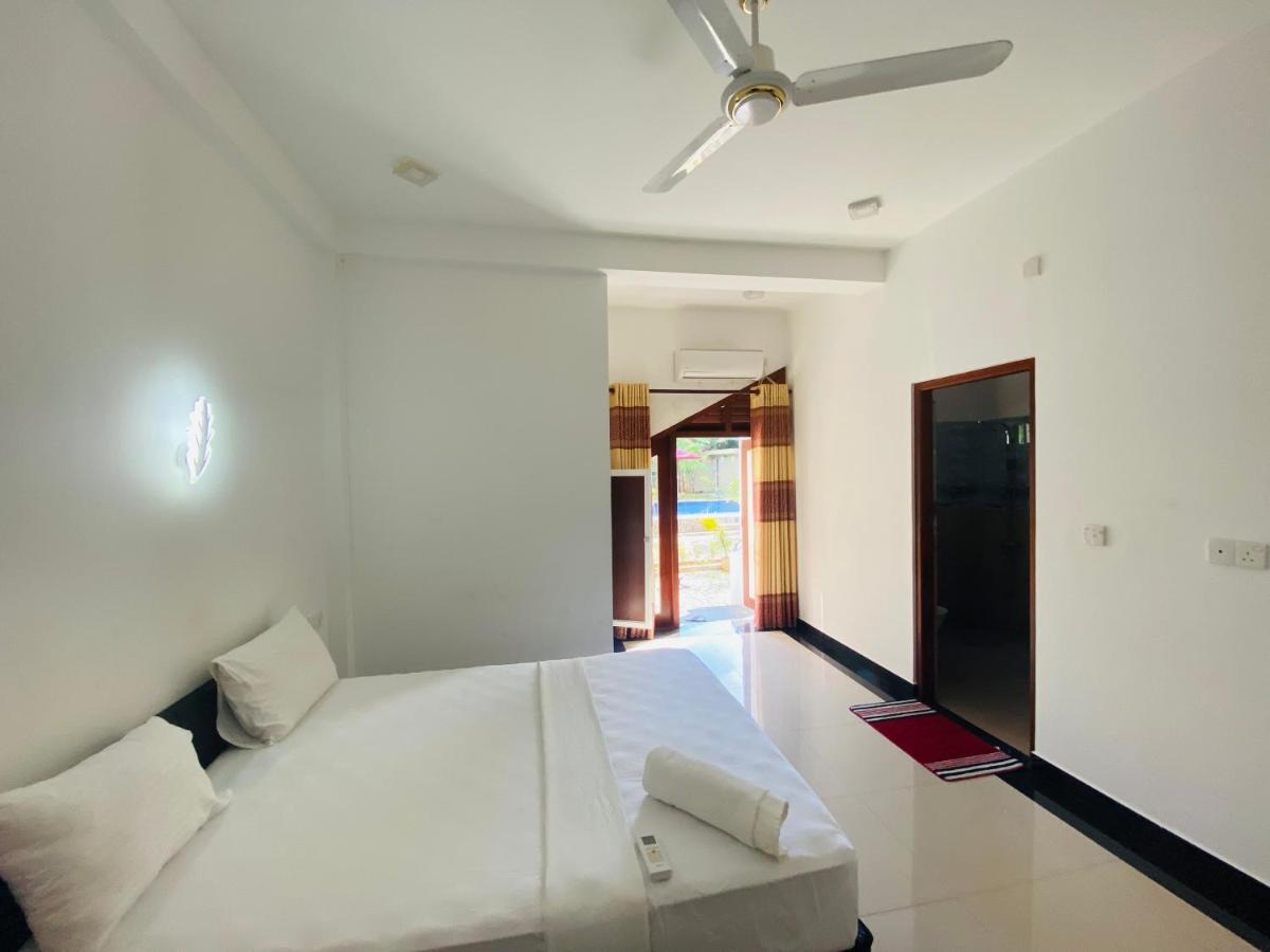 The Kingslayer Resort Νεγκόμπο Εξωτερικό φωτογραφία