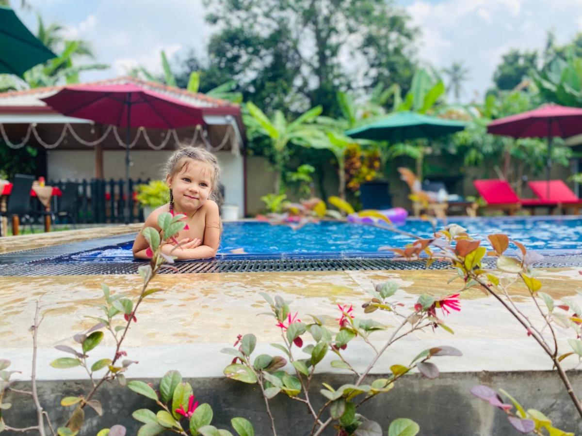 The Kingslayer Resort Νεγκόμπο Εξωτερικό φωτογραφία